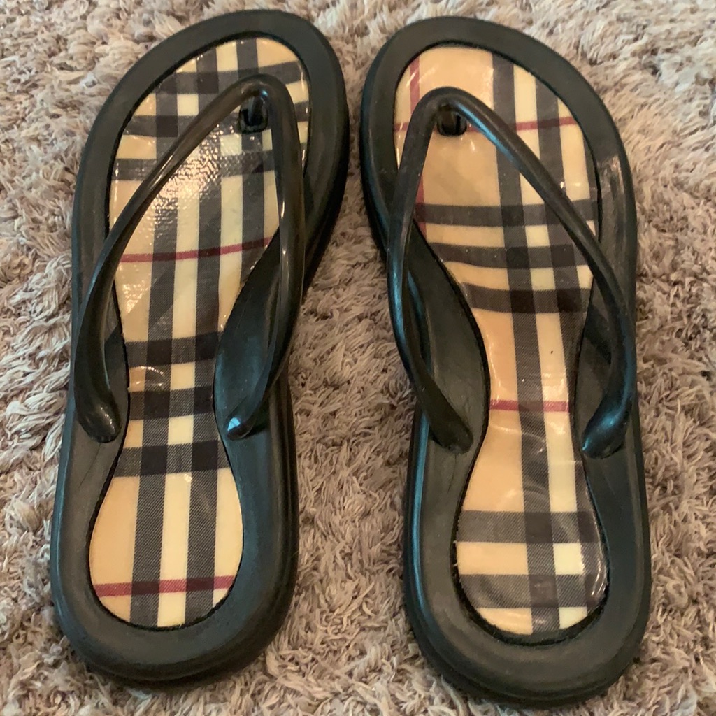 Black And Plaid Rubber Flip Flop Sandals